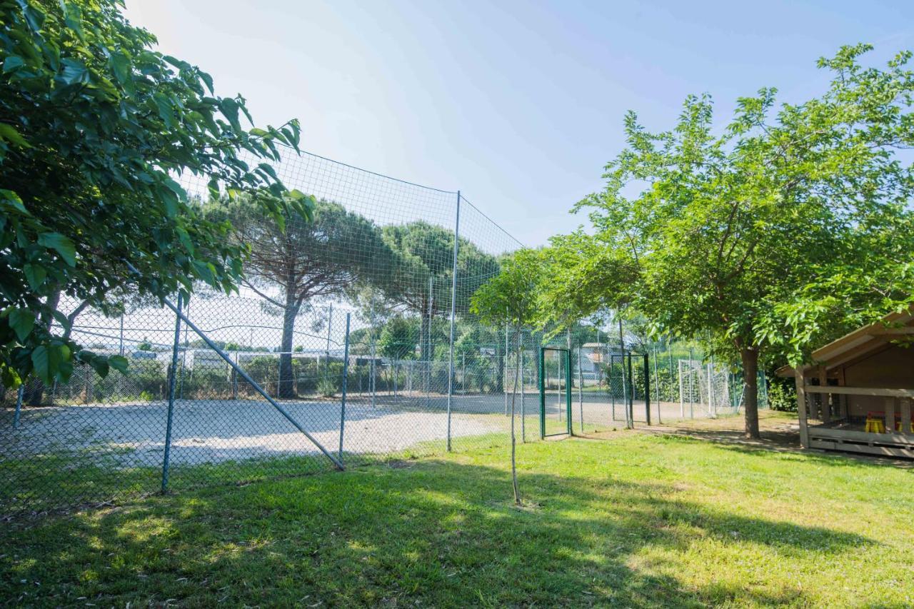Camping Le Palme Marina Di Bibbona Exteriör bild