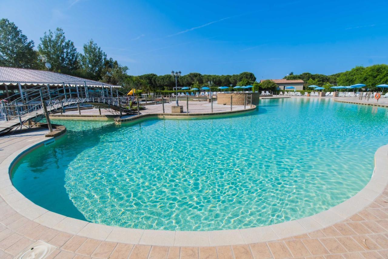 Camping Le Palme Marina Di Bibbona Exteriör bild
