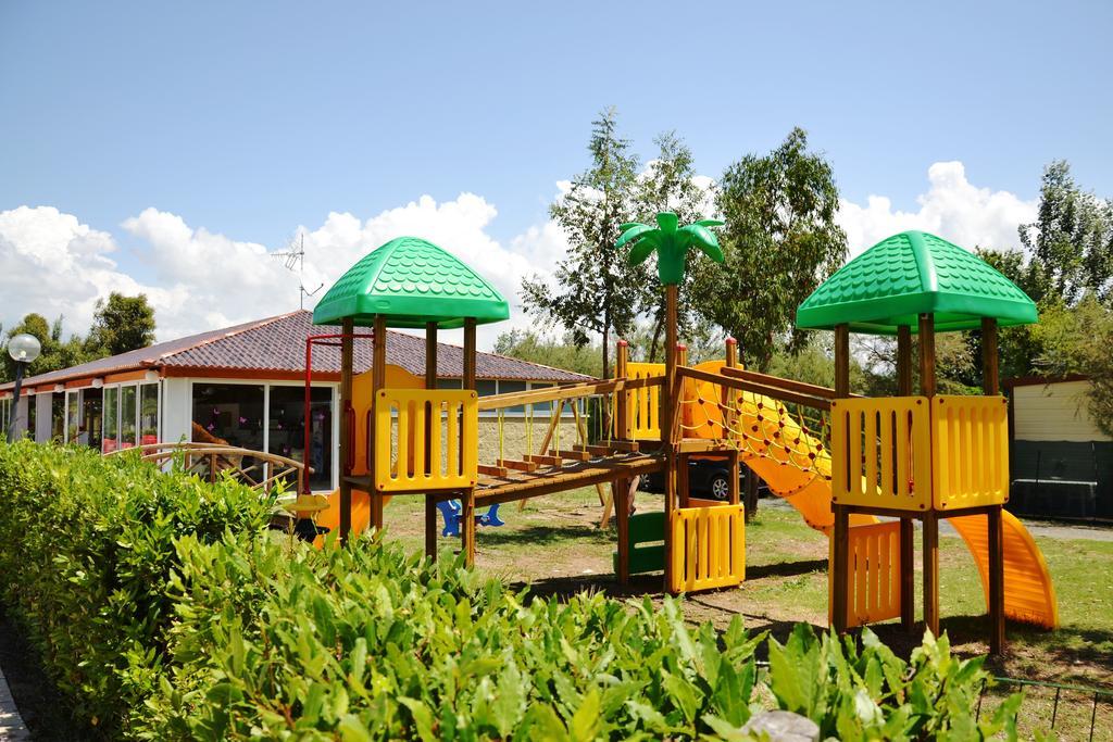 Camping Le Palme Marina Di Bibbona Exteriör bild